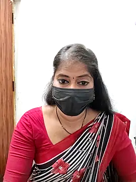 Snapshot of tamil_Sigappu_Roja chatting on June 8, 2026, 1:39 am tamil Sigappu Roja online show from June 8, 2026, 1:39 am