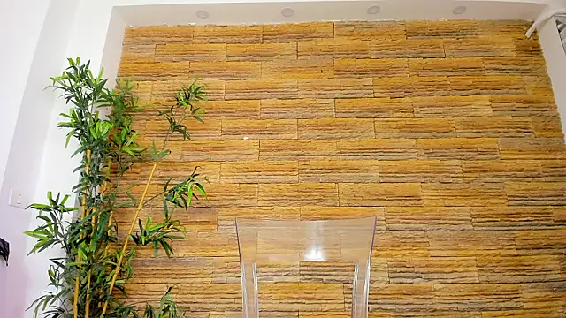 Cupcake Izzy online show from March 13, 2026, 5:45 am