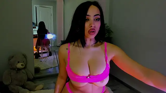 Snapshot of Cupcake_Izzy chatting on February 28, 2026, 5:51 am Cupcake Izzy online show from February 28, 2026, 5:51 am