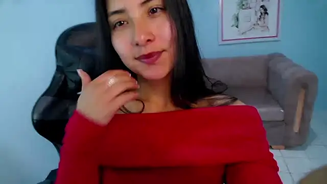 victoria hernandez t  online show from October 10, 2025, 12:50 pm