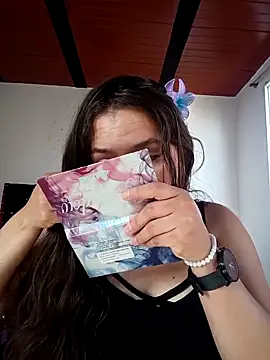 Snapshot of Isa_Acosta chatting on February 6, 2026, 1:40 pm Isa Acosta online show from February 6, 2026, 1:40 pm