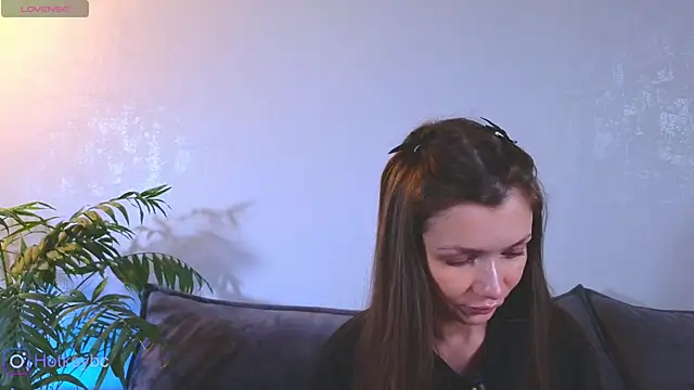 Hot ksy online show from November 9, 2025, 11:58 am