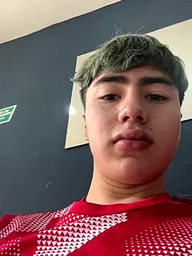 AlexanderCollman online show from November 26, 2025, 5:35 pm