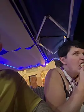 backdoorgalore4you online show from November 8, 2025, 9:40 pm