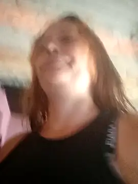 marinita13 online show from May 6, 2026, 3:49 pm