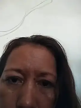 marinita13 online show from December 16, 2025, 3:16 pm