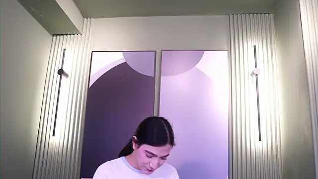 Ariaa Isabell online show from July 11, 2026, 1:11 pm
