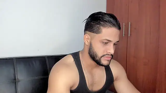 Pier Simons online show from October 30, 2025, 7:06 am