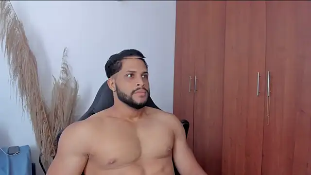 Pier Simons online show from April 5, 2026, 3:30 pm