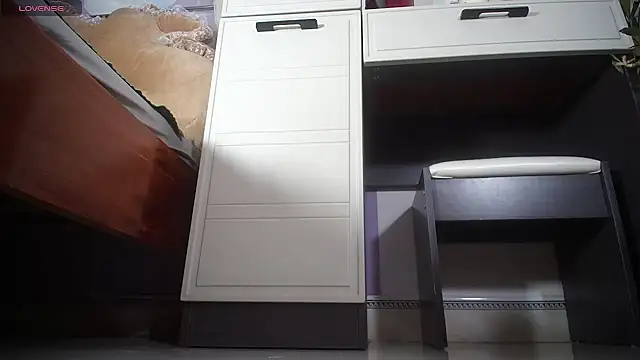 lyly asian online show from March 19, 2026, 4:51 pm