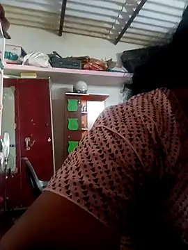 Jessi 25 online show from February 14, 2026, 9:20 am