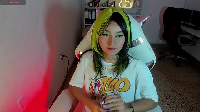 Molly sweetlove online show from November 10, 2025, 6:24 pm