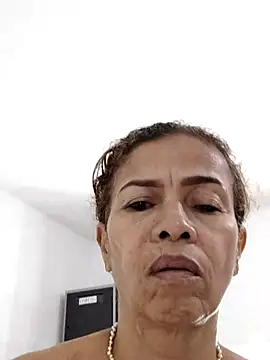 Merybeks online show from November 9, 2025, 10:52 am