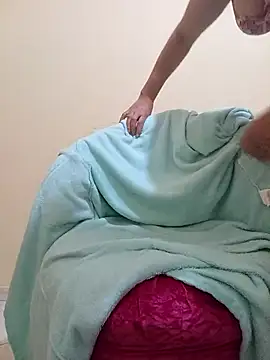 Jouri69-sexi online show from December 4, 2025, 2:32 am