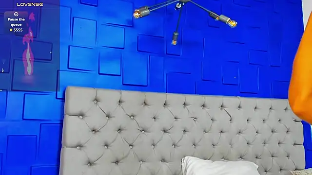 andres-clark92 online show from February 23, 2026, 4:07 pm