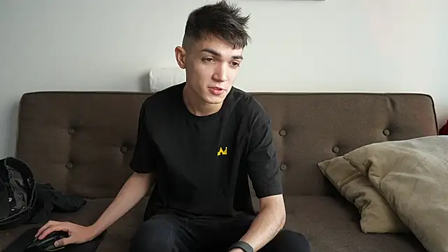 MattyandAiden online show from January 18, 2026, 4:54 pm