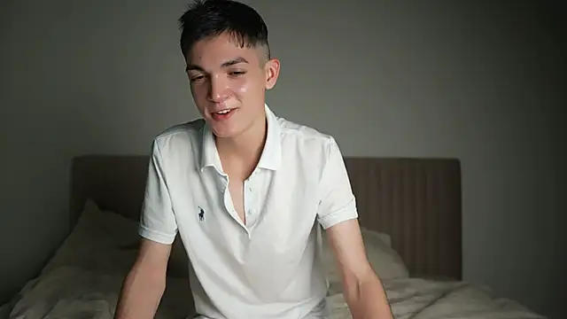 Snapshot of MattyandAiden chatting on June 20, 2026, 5:40 pm MattyandAiden online show from June 20, 2026, 5:40 pm