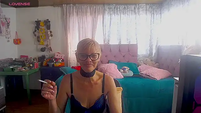 Snapshot of isabella-lips007 chatting on July 24, 2026, 1:51 pm isabella-lips007 online show from July 24, 2026, 1:51 pm