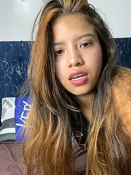 Snapshot of nea-dulce chatting on April 28, 2026, 12:42 am nea-dulce online show from April 28, 2026, 12:42 am