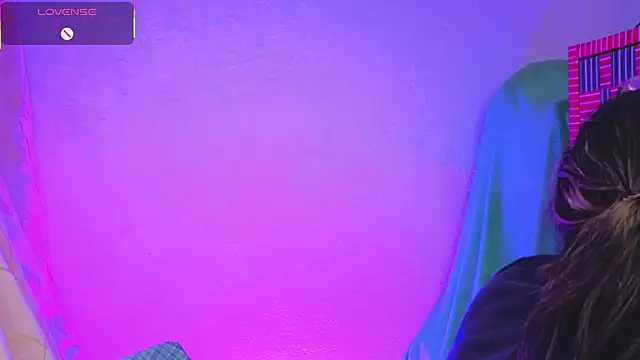 Snapshot of Miranda_sexlove_ chatting on February 12, 2026, 6:02 am Miranda sexlove online show from February 12, 2026, 6:02 am