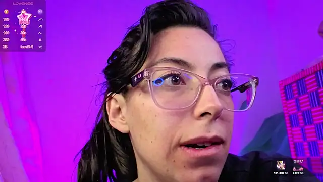 Snapshot of Miranda_sexlove_ chatting on February 19, 2026, 7:00 pm Miranda sexlove online show from February 19, 2026, 7:00 pm