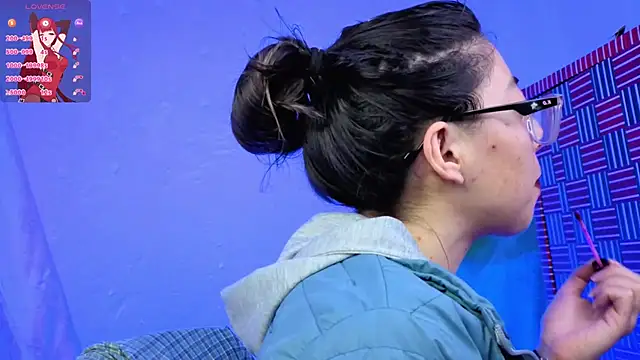 Snapshot of Miranda_sexlove_ chatting on February 25, 2026, 7:03 pm Miranda sexlove online show from February 25, 2026, 7:03 pm