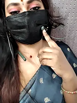 Snapshot of Cutie_nila26 chatting on September 9, 2025, 6:01 am Cutie nila26 online show from September 9, 2025, 6:01 am