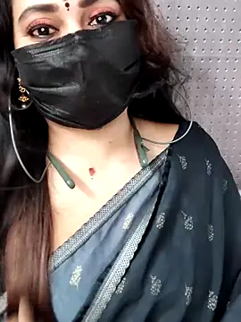 Snapshot of Cutie_nila26 chatting on September 26, 2025, 5:58 am Cutie nila26 online show from September 26, 2025, 5:58 am
