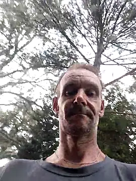 Hungwell1515 online show from July 30, 2026, 11:42 am