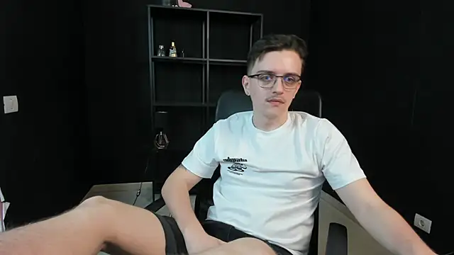 FelixStarkk online show from May 8, 2026, 5:00 am