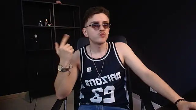 FelixStarkk online show from June 4, 2026, 5:23 am