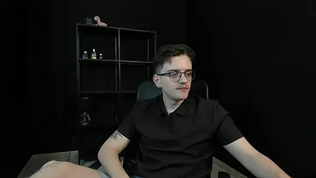 FelixStarkk online show from May 12, 2026, 5:26 am