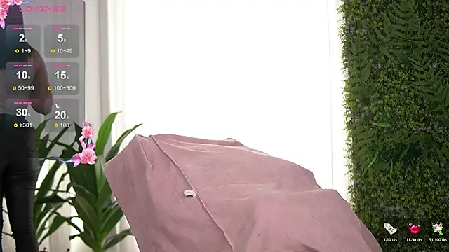 FreyaHeart online show from March 9, 2026, 2:37 am