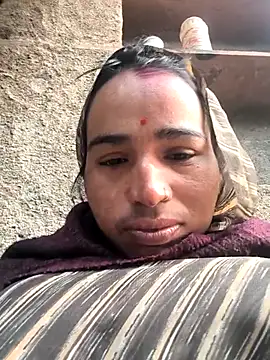 Snapshot of Hot_raaani chatting on January 11, 2026, 2:29 am Hot raaani online show from January 11, 2026, 2:29 am