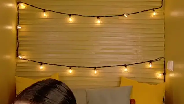 Amalia-Lia online show from October 27, 2025, 1:12 pm