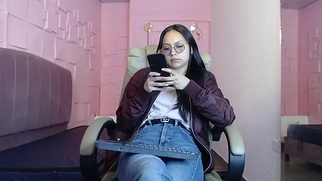 katalina07 1 online show from March 28, 2026, 3:02 pm