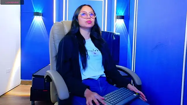 Snapshot of katalina07_1 chatting on June 1, 2026, 4:39 pm katalina07 1 online show from June 1, 2026, 4:39 pm