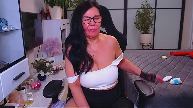 Anna Blare online show from November 30, 2025, 10:16 am