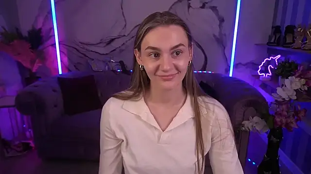 DiamondGoldie online show from September 26, 2025, 1:40 pm