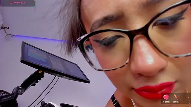 Snapshot of eva_rain_ chatting on February 26, 2026, 8:09 pm eva rain online show from February 26, 2026, 8:09 pm