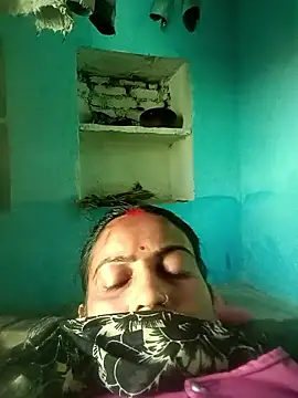 Snapshot of Hot_chinkiji chatting on February 15, 2026, 7:51 am Hot chinkiji online show from February 15, 2026, 7:51 am