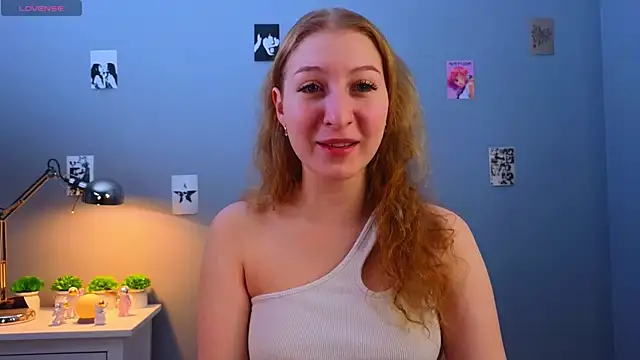 LorettaGladman online show from November 13, 2025, 4:16 am