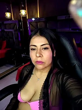 Snapshot of Aniajoness_ chatting on December 19, 2025, 4:05 am Aniajoness online show from December 19, 2025, 4:05 am