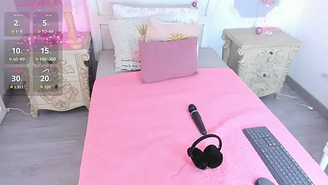 MeganStar   online show from November 25, 2025, 11:54 am