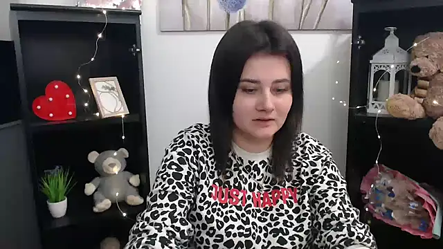 Snapshot of Katrin_kiss_ chatting on October 2, 2025, 12:41 pm Katrin kiss online show from October 2, 2025, 12:41 pm