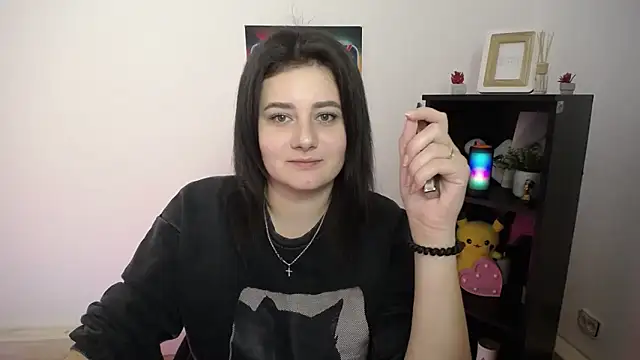 Snapshot of Katrin_kiss_ chatting on October 13, 2025, 1:45 pm Katrin kiss online show from October 13, 2025, 1:45 pm