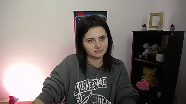 Snapshot of Katrin_kiss_ chatting on October 1, 2025, 12:42 pm Katrin kiss online show from October 1, 2025, 12:42 pm