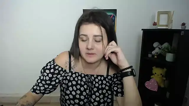Snapshot of Katrin_kiss_ chatting on September 11, 2025, 12:49 pm Katrin kiss online show from September 11, 2025, 12:49 pm