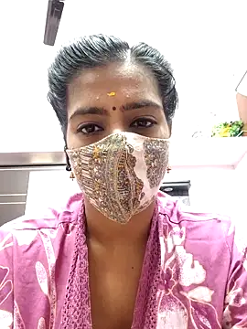 Tamil-Meenu12 online show from March 7, 2026, 6:53 am