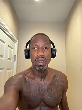 Snapshot of Pipegod007 chatting on February 28, 2026, 9:14 pm Pipegod007 online show from February 28, 2026, 9:14 pm